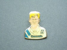 Pin's Epoxy JOUEUR OM 1993