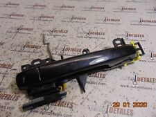 Toyota Avensis avant Gauche