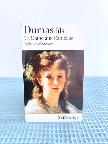 Dame aux camélias - la, –