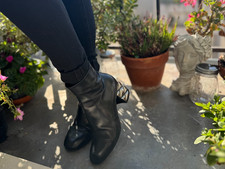 Gorgeous Louis Vuitton Ankle Boots , Size 37, Black