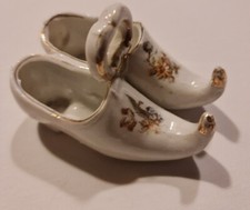 ancien saleron ( poivre et sel) en porcelaine