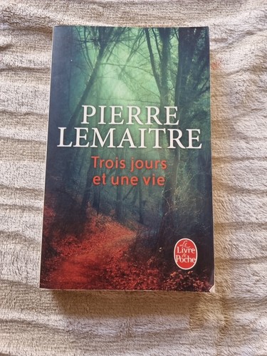 Livre trois jours une vie - livre,