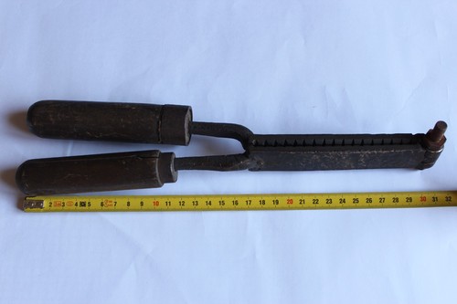 Ancien moule plombs balle - à,