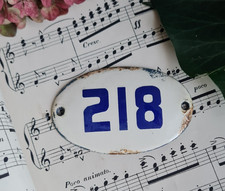 ANCIENNE PLAQUE EMAILLEE OVALE NUMERO DE PORTE