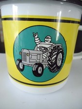 Mug / tasse  en émaille pneus Michelin tracteur ( 2012 )