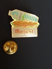 pin's Restauration Cafétéria MAREST. VOLVIC P70