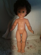 Belle poupée RATTI made in