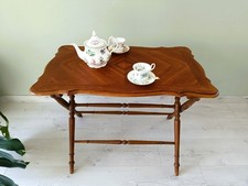 Table pliante vintage en bois tourné