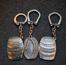 LOT DE 3 ANCIENS PORTE CLES