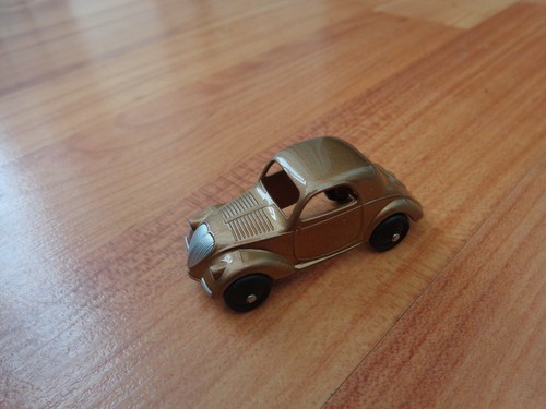 Dinky toys atlas editions - toys,