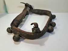 Grelottière d'attelage ancienne 10 grelots Art populaire Savoie Val d'Aoste