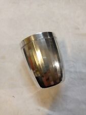 Gobelet ancien en métal