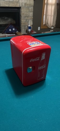 Coca cola red - red, tabletop