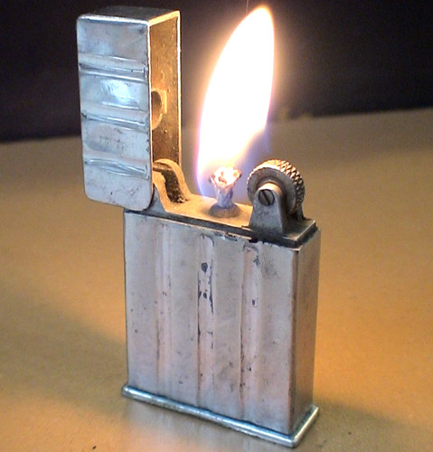 Briquet ancien myon - -,