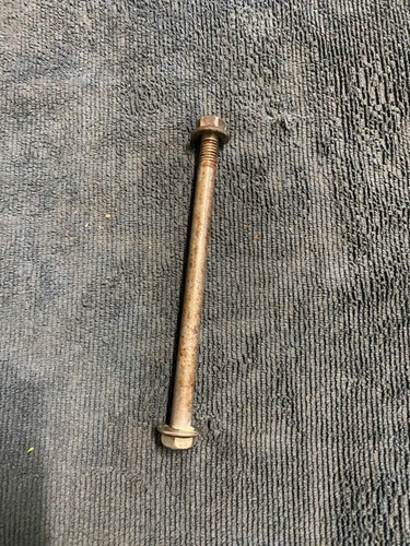 Axe moteur suzuki 125 - axe,