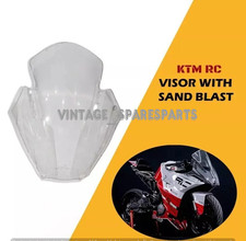 Visière avant transparente