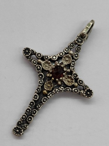 Superbe croix pendentif sertie - superbe,