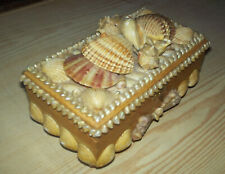 Boite à bijoux décorée coquillage + 330  petits coquillages percés