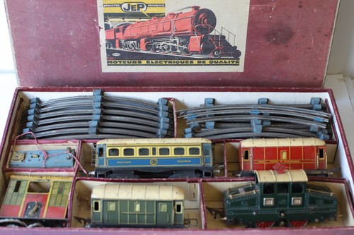 Boîte jep les trains bass - boîte,