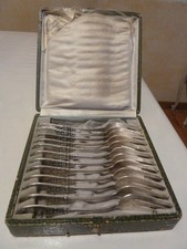 12  très jolies fourchettes