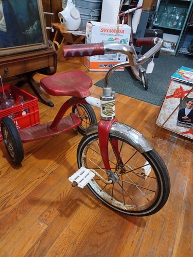 Vtg metal child tricycle - vtg,