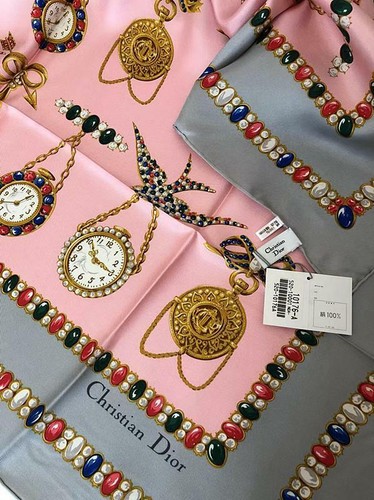 Christian dior écharpe - dior, bijou