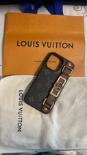 coque iPhone louis vuitton pour iPhone 13 Pro Bumper Dauphine Monogramme Italie