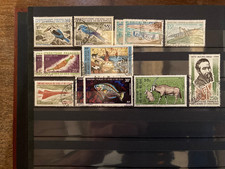 AFARS ET ISSAS BEAU LOT DE 13