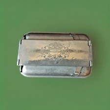 Superbe ancien rechaud a alcool pour fer a friser de coiffeur en inox vintage