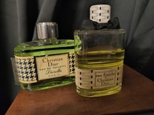  Flacons Parfums Factices (2)
