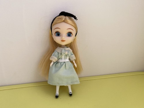 Retired mini pullip alice doll - retired,