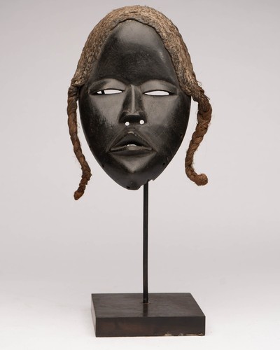 1369 masque dan - dan, socle