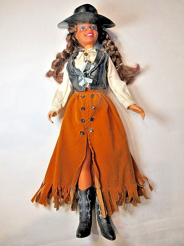 Ancienne poupee hasbro - poupee,