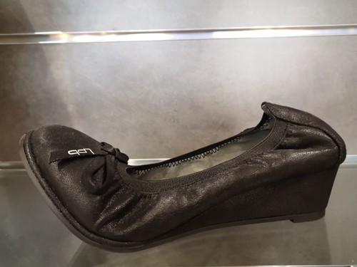 Ballerines noires compensées