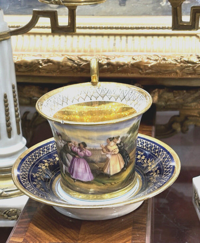 Ancienne grande tasse - ancienne,
