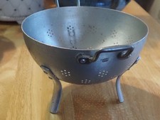 égouttoir ancien passoire