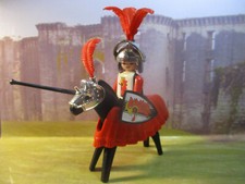 Playmobil Chevalier  Vintage Faucon Rouge + Robe Rouge 3409 3291 3265 3380