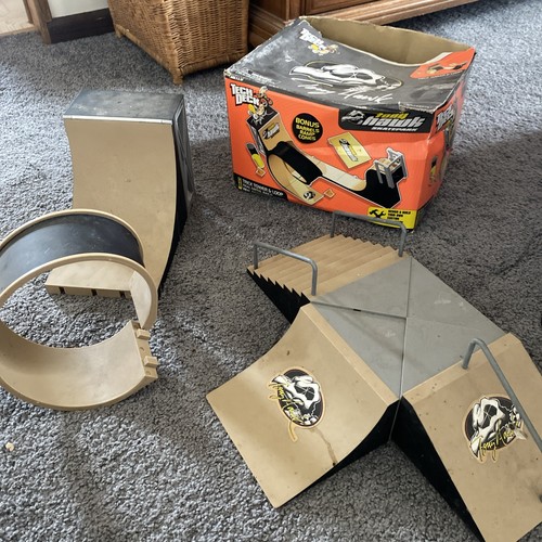 Tony hawk tech deck skatepark - hawk,