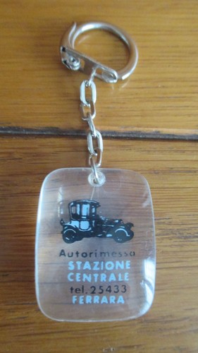 Porte clé vintage - porte,