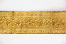 Très grand galon de fils d'or et d'argent. 7m 50 x 4 cm