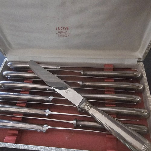 Lot couteaux de table - de,