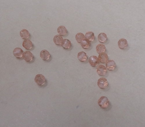 Lot perles anciennes en - 22,