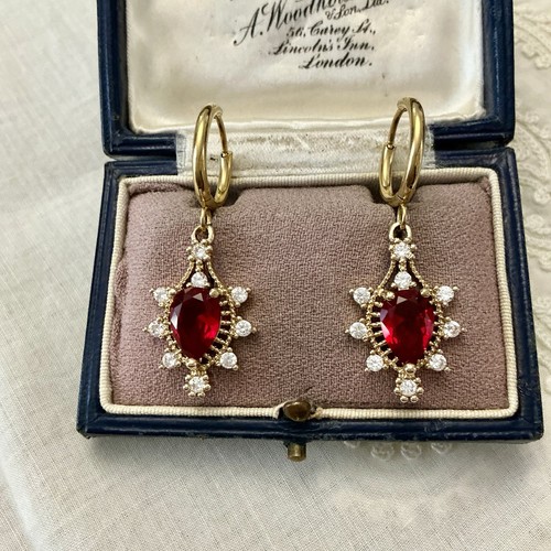 Magnifique cristal rubis - magnifique,