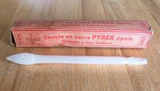 Canule en verre avec sa boite d'origine