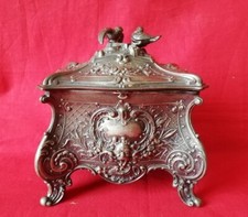 Coffret à bijoux en régule 