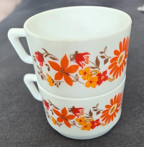 Lot tasses vintage - vintage, arcopal