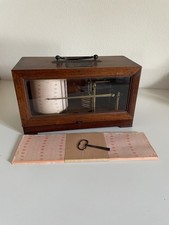 Ancien barographe d'aviation