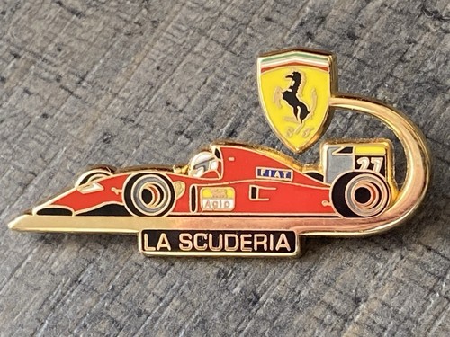 Pin pins voiture car ferrari - pins,