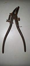 Pince avoyer estampillee 180 - a,