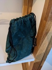 Sac de runes divinatoires